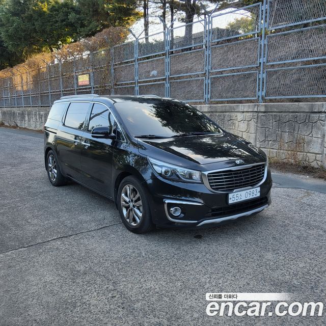 Kia Carnival 7-seater Limousine President — пробег 257 000 км — фото 5 из 5