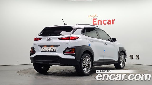 Hyundai Kona из Кореи Encar