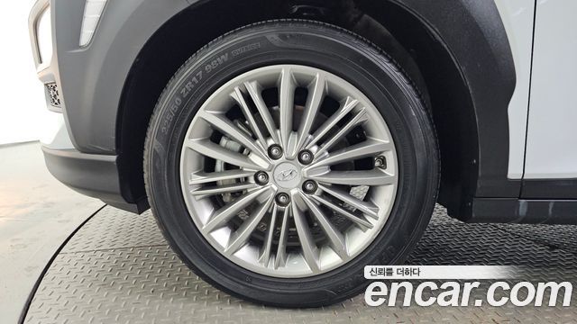 Hyundai Kona из Кореи Encar