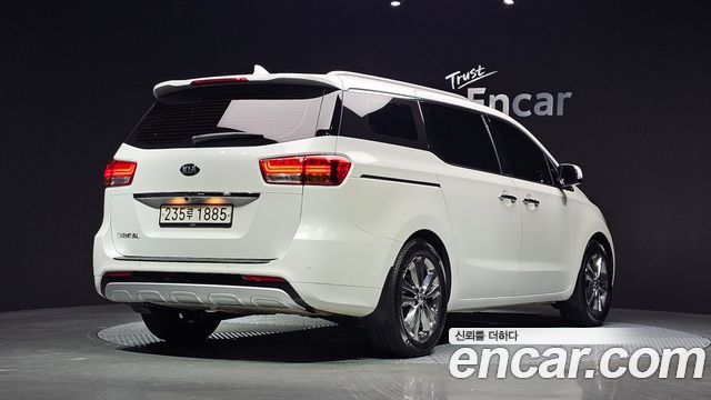 Kia Carnival из Кореи Encar