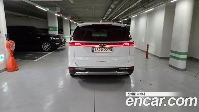 Kia Carnival Diesel 9-Seater Signature — пробег 58 000 км — фото 4 из 5
