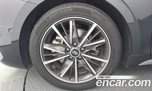 Hyundai Grandeur 2.5 Exclusice — пробег 64 105 км — фото 5 из 5