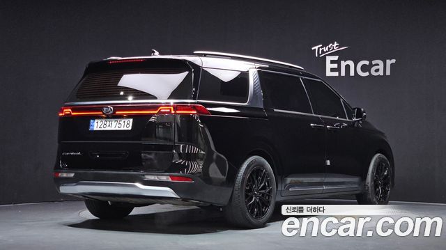 Kia Carnival Gasoline 9-Seater Signature — пробег 91 719 км — фото 2 из 5