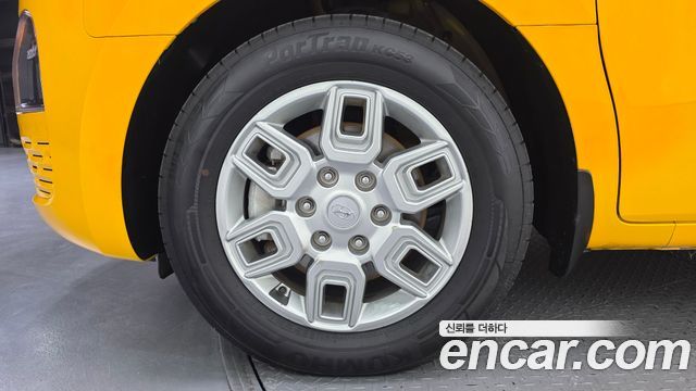 Hyundai Staria из Кореи Encar
