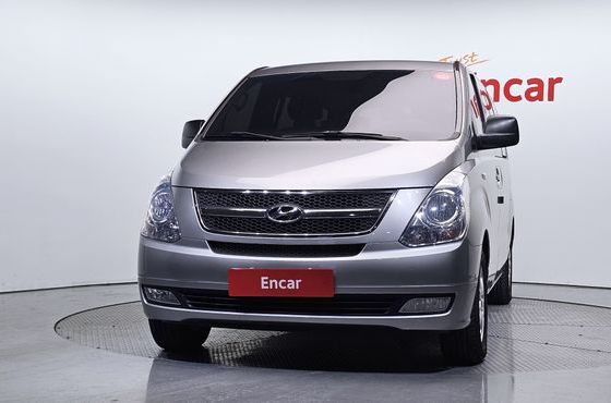 Hyundai Starex 12-Seater Wagon CVX Luxury — пробег 136 455 км — фото 3 из 5