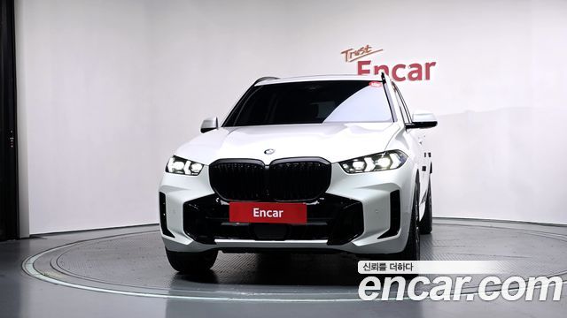 BMW X5 xDrive 40i M Sport — пробег 5 278 км — фото 3 из 5