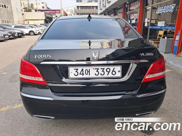 Hyundai Equus из Кореи Encar