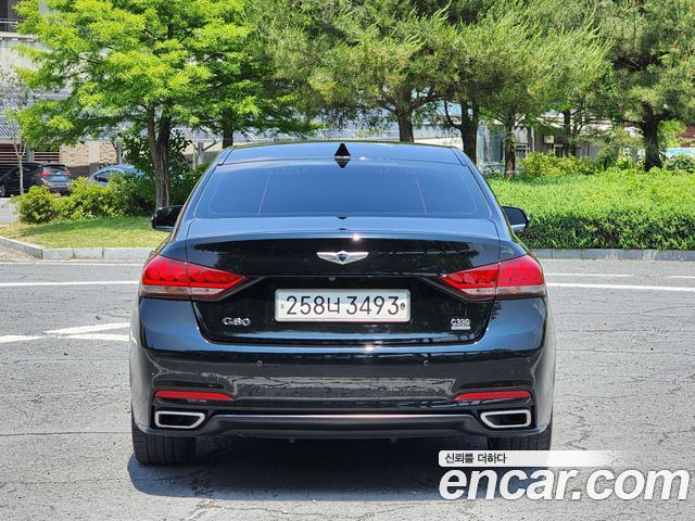 Hyundai Genesis G330 Premium AWD — пробег 162 000 км — фото 3 из 5