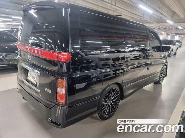 Nissan Elgrand из Кореи Encar