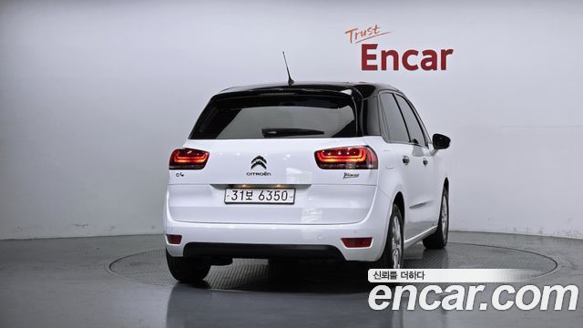 Citroen-DS C4 Picasso 1.6 B-HDI Feel — пробег 43 053 км — фото 4 из 5
