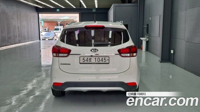 Kia Carens из Кореи Encar