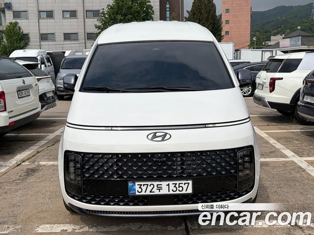 Hyundai Staria 4WD Lounge 9-Seater Limousine — пробег 1 666 км — фото 2 из 5