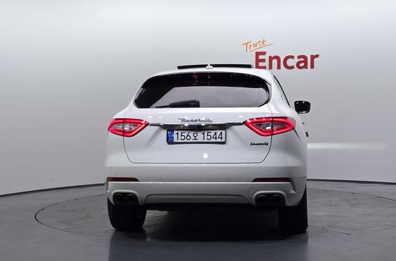 Maserati Levante 3.0 Diesel AWD Luxury — пробег 117 167 км — фото 4 из 5