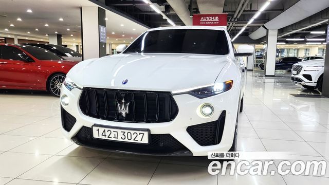 Maserati Levante из Кореи Encar