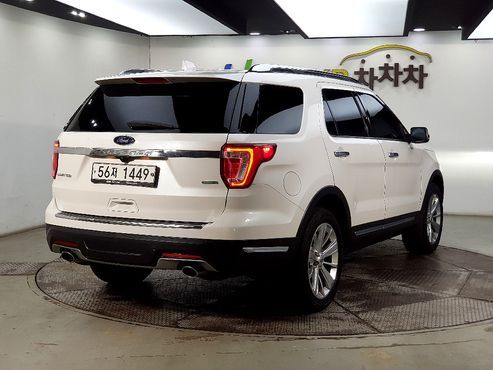 Ford Explorer 2.3 Limited 4WD 5th — пробег 79 574 км — фото 2 из 5