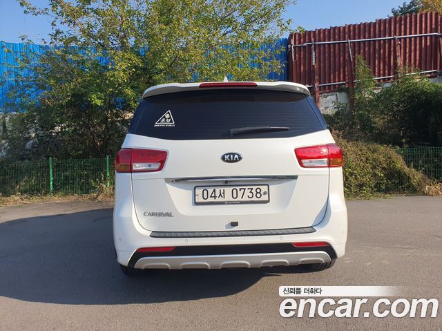 Kia Carnival из Кореи Encar