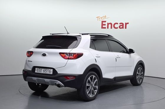 Kia Stonic Diesel 1.6 Trendy — пробег 50 340 км — фото 2 из 5