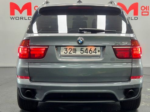 BMW X5 xDrive 30si — пробег 221 019 км — фото 4 из 5