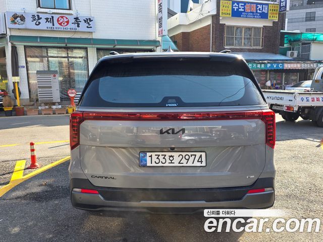 Kia Carnival Hev 9 Seater X Line — пробег 3 867 км — фото 4 из 5