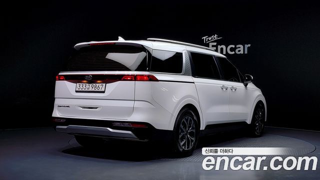 Kia Carnival из Кореи Encar