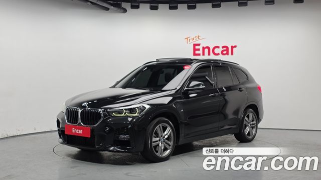 BMW X1 xDrive 20i M Sport — пробег 33 681 км — фото 1 из 5