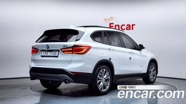 BMW X1 xDrive 20d — пробег 86 879 км — фото 2 из 5