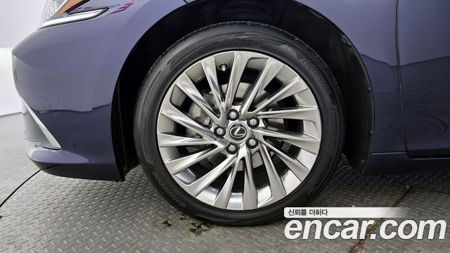 Lexus ES из Кореи Encar