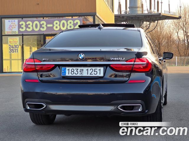 BMW 7-Series 740Li xDrive M Sport Package — пробег 193 000 км — фото 2 из 5
