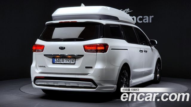 Kia Carnival из Кореи Encar