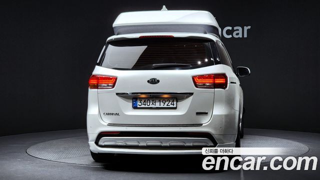Kia Carnival из Кореи Encar