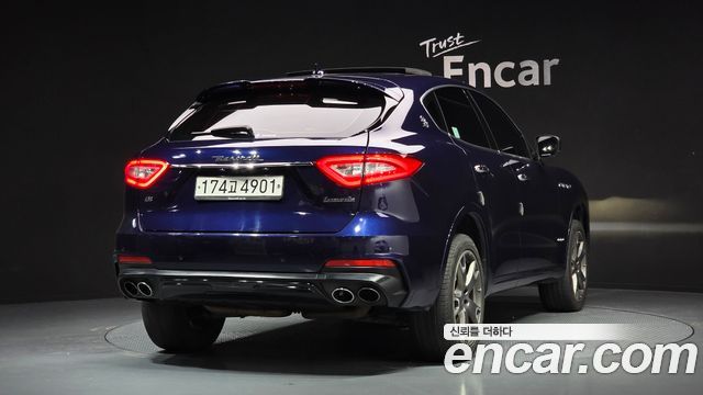 Maserati Levante из Кореи Encar