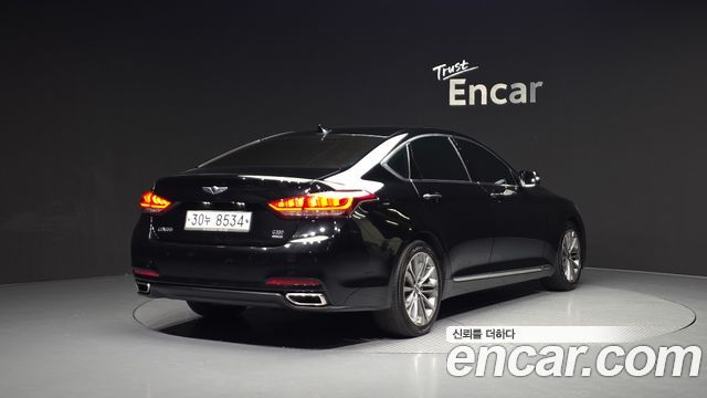 Hyundai Genesis из Кореи Encar