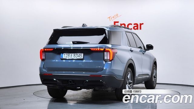 Ford Explorer 2.3 ST-Line 4WD — пробег 28 267 км — фото 2 из 5