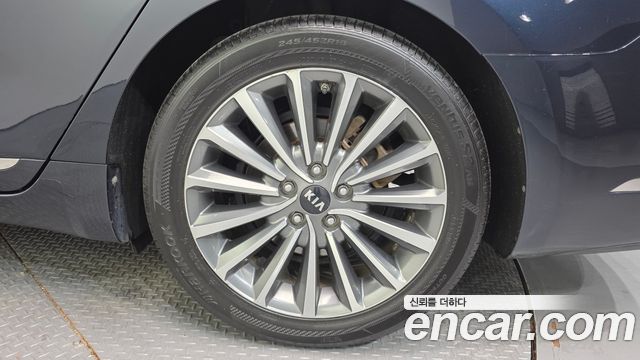 Kia K7 из Кореи Encar