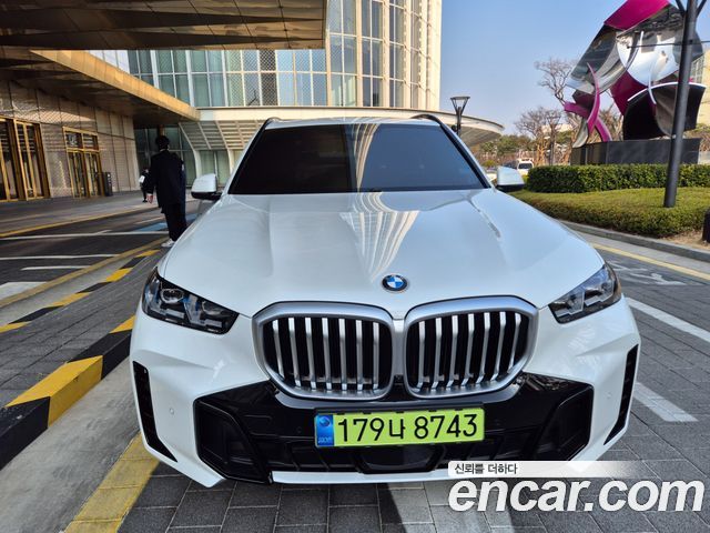 BMW X5 xDrive 40i M Sport — пробег 17 500 км — фото 1 из 5