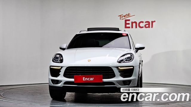 Porsche Macan из Кореи Encar