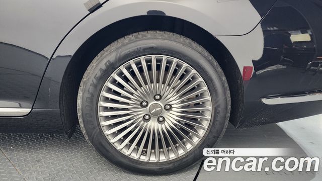 Genesis G90 из Кореи Encar