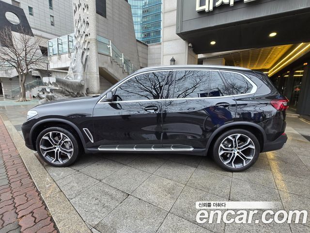 BMW X5 xDrive 40i xLine — пробег 33 000 км — фото 5 из 5