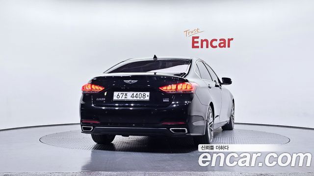 Hyundai Genesis из Кореи Encar