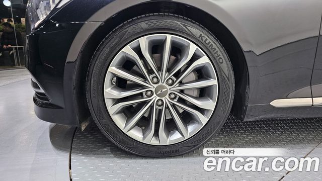 Hyundai Genesis из Кореи Encar