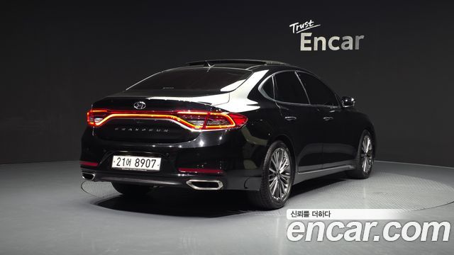 Hyundai Grandeur из Кореи Encar