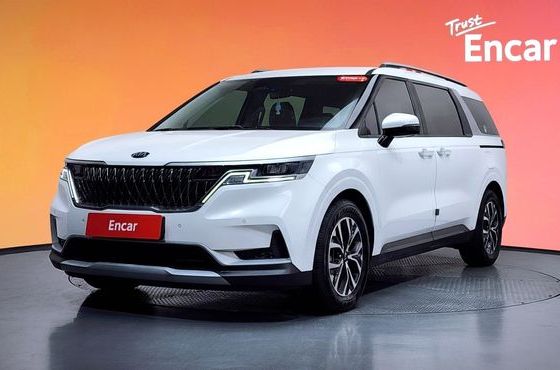 Kia Carnival 9-Seater Prestige — пробег 146 650 км — фото 1 из 5