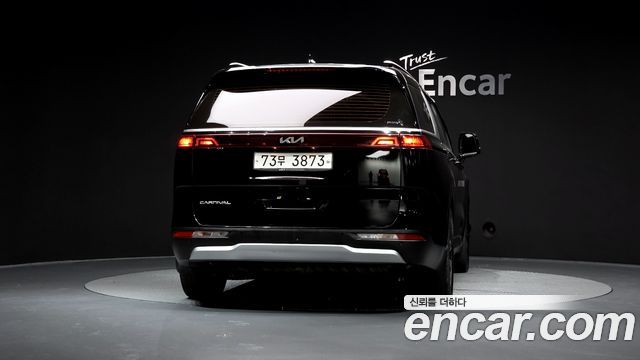 Kia Carnival 11-Seater Prestige — пробег 94 274 км — фото 4 из 5