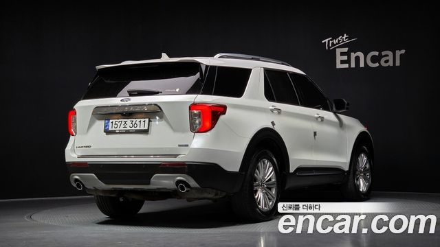 Ford Explorer 2.3 LimIted 4WD — пробег 111 934 км — фото 2 из 5