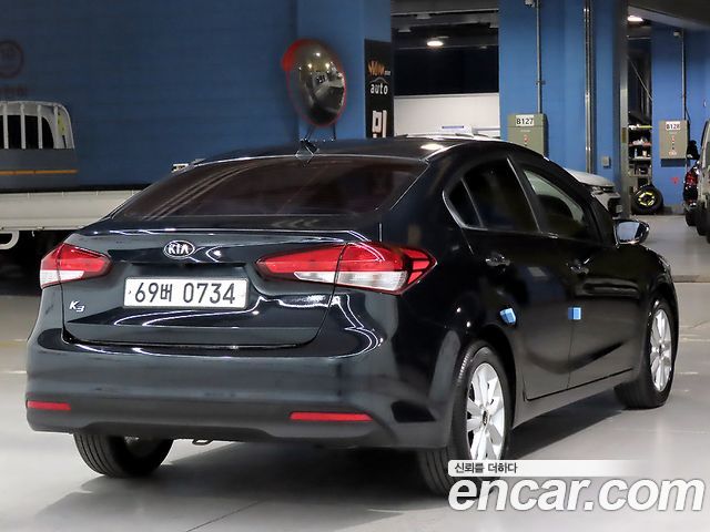 Kia K3 из Кореи Encar