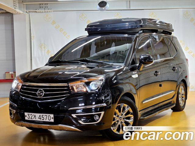 Ssangyong KORANDO 4WD Outdoor Edition 9-seater — пробег 130 790 км — фото 1 из 5