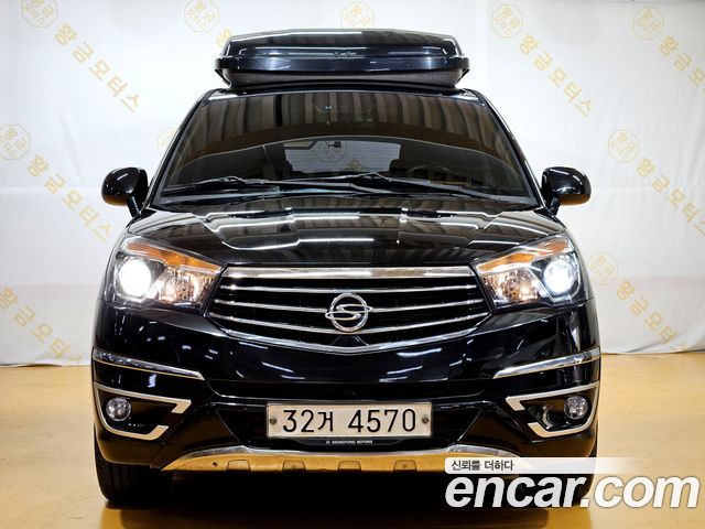 Ssangyong KORANDO 4WD Outdoor Edition 9-seater — пробег 130 790 км — фото 2 из 5