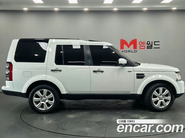 Land Rover Discovery 3.0 TDV6 SE — пробег 190 362 км — фото 2 из 5
