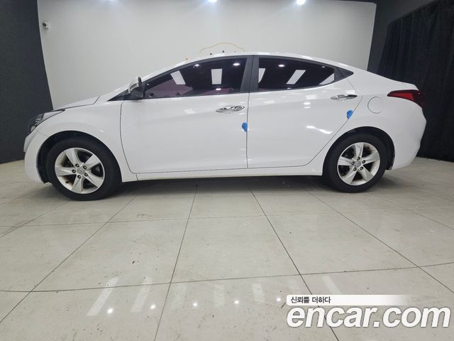 Hyundai AVANTE 1.6 GDi World Cup Edition — пробег 150 000 км — фото 4 из 5