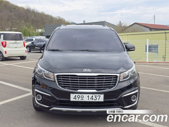 Kia Carnival 9-seater Luxury — пробег 117 659 км — фото 1 из 5